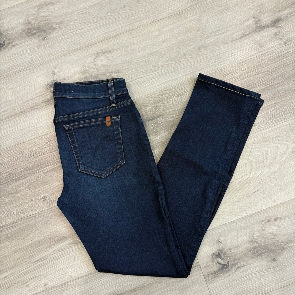 Like New Joe’s Jeans Straight Leg Size 28